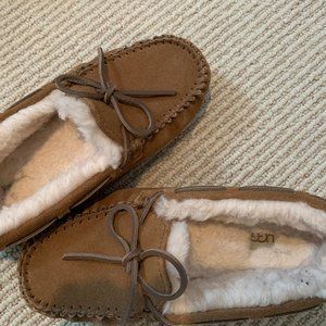 Kids Ugg Moccasins